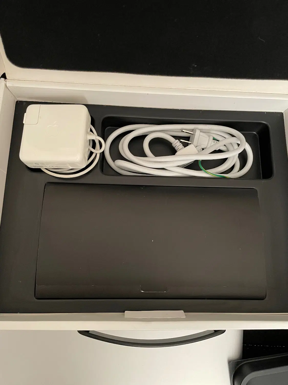 Macbook 13 2009|رایانه همراه|تهران, جنت‌آباد جنوبی|دیوار