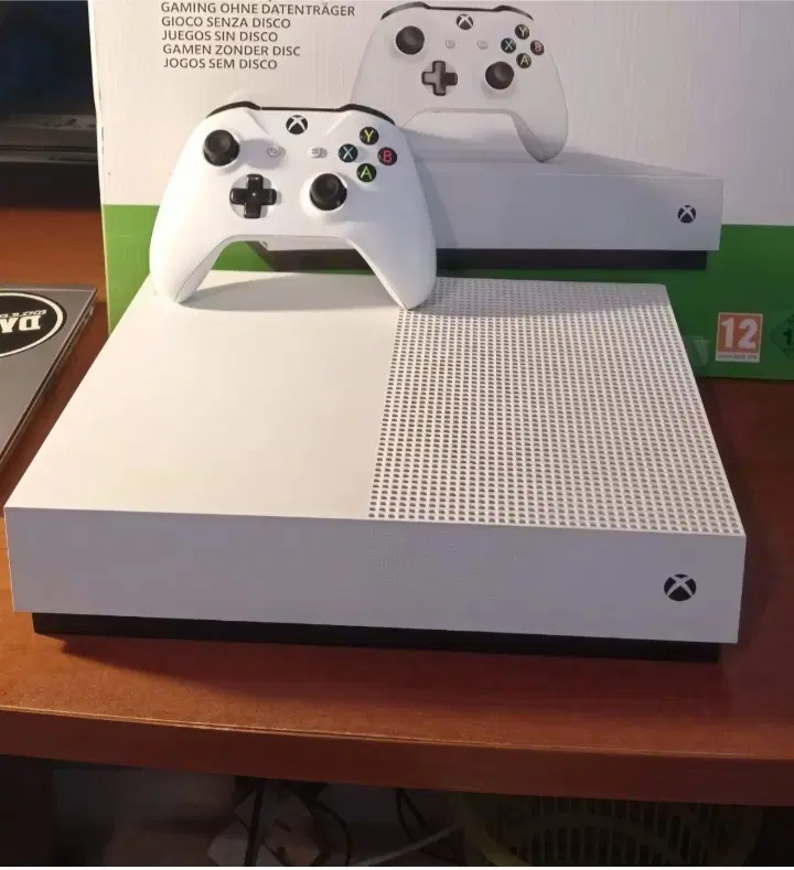 XBOX ONE S|کنسول، بازی ویدئویی و آنلاین|اردبیل, |دیوار