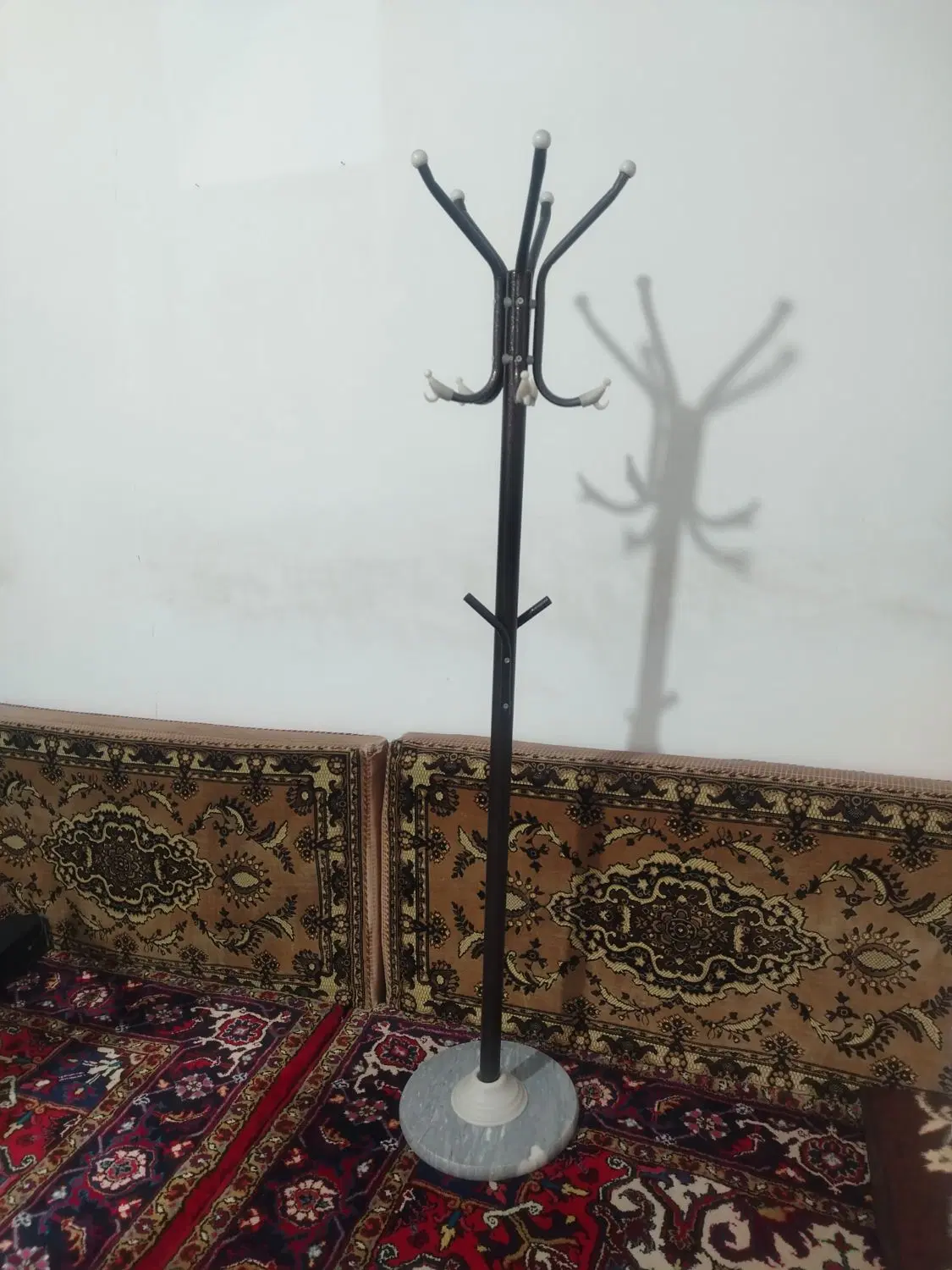 بند درخت|بندرخت و رخت‌آویز|تبریز, |دیوار