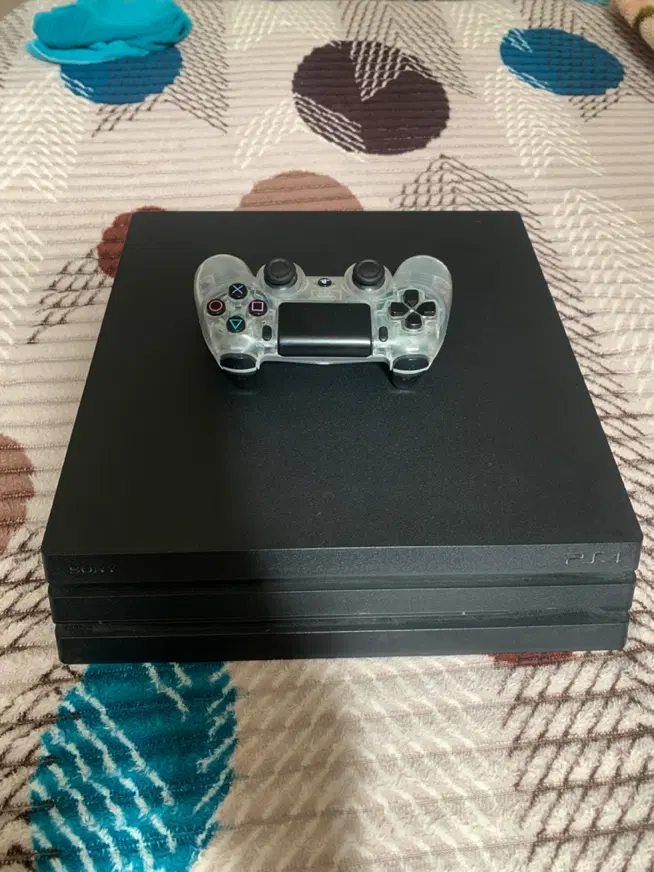 ps4 pro|کنسول، بازی ویدئویی و آنلاین|یزد, |دیوار