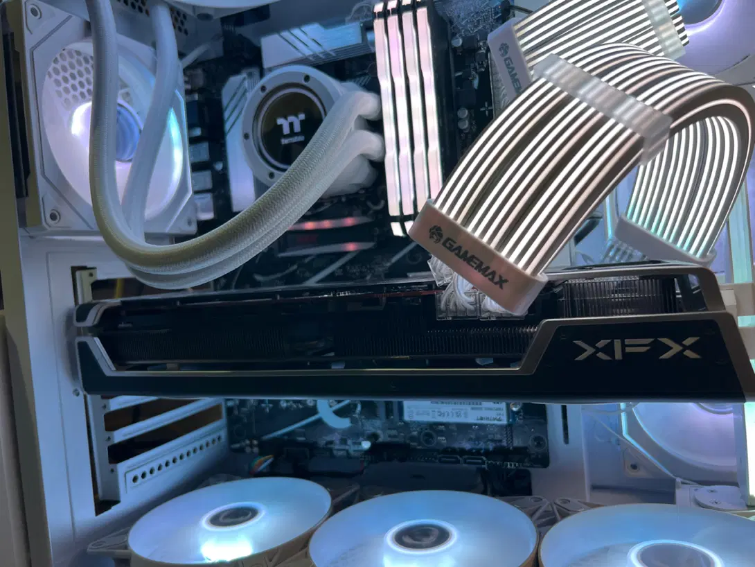 RX6800 16GB|قطعات و لوازم جانبی رایانه|اهواز, پردیس|دیوار