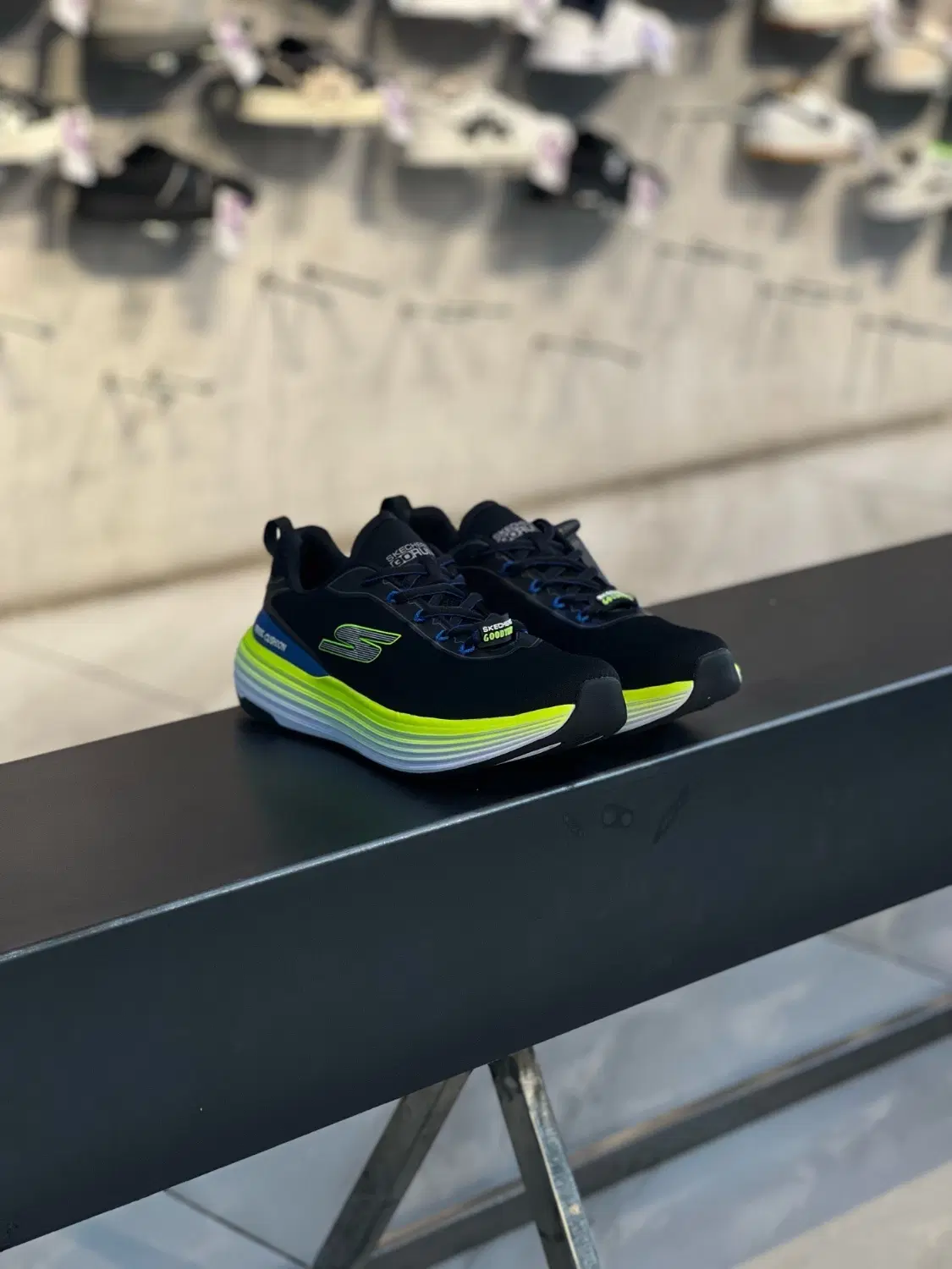 اسکیچرز S MAX RUN|کیف، کفش، کمربند|تهران, شهرک چیتگر|دیوار