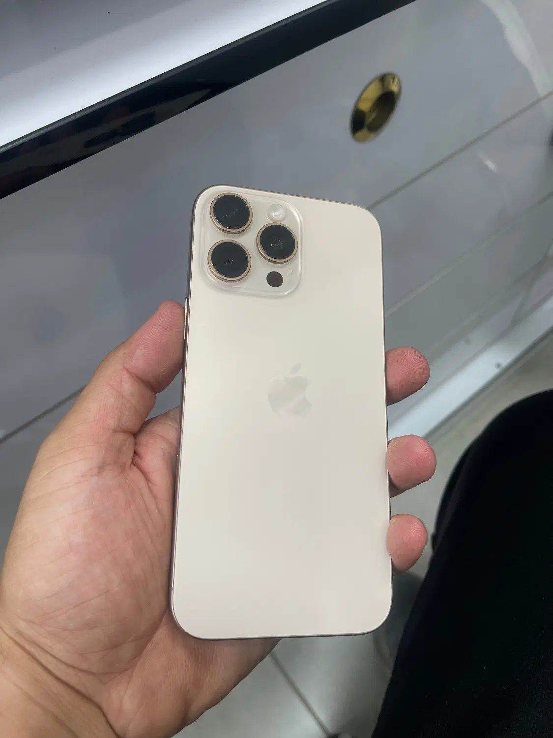Iphone 16 pro max|موبایل|رباط‌کریم, رباط‌کریم|دیوار