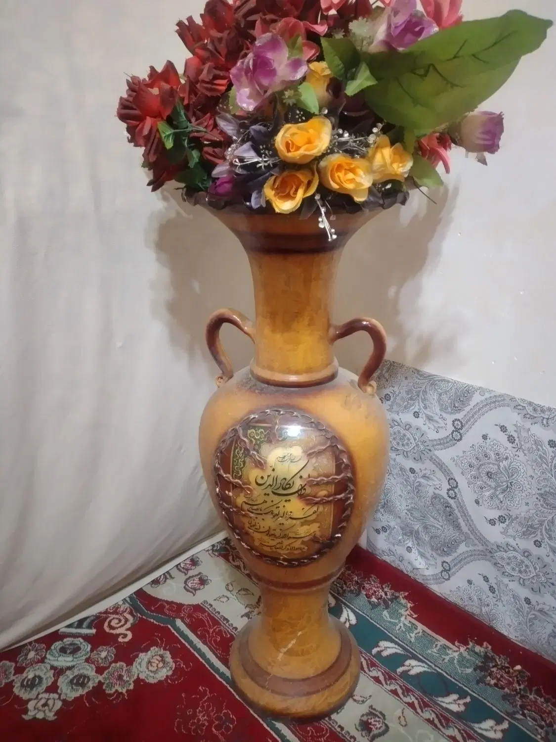 گلدان|گل مصنوعی|ملایر, |دیوار