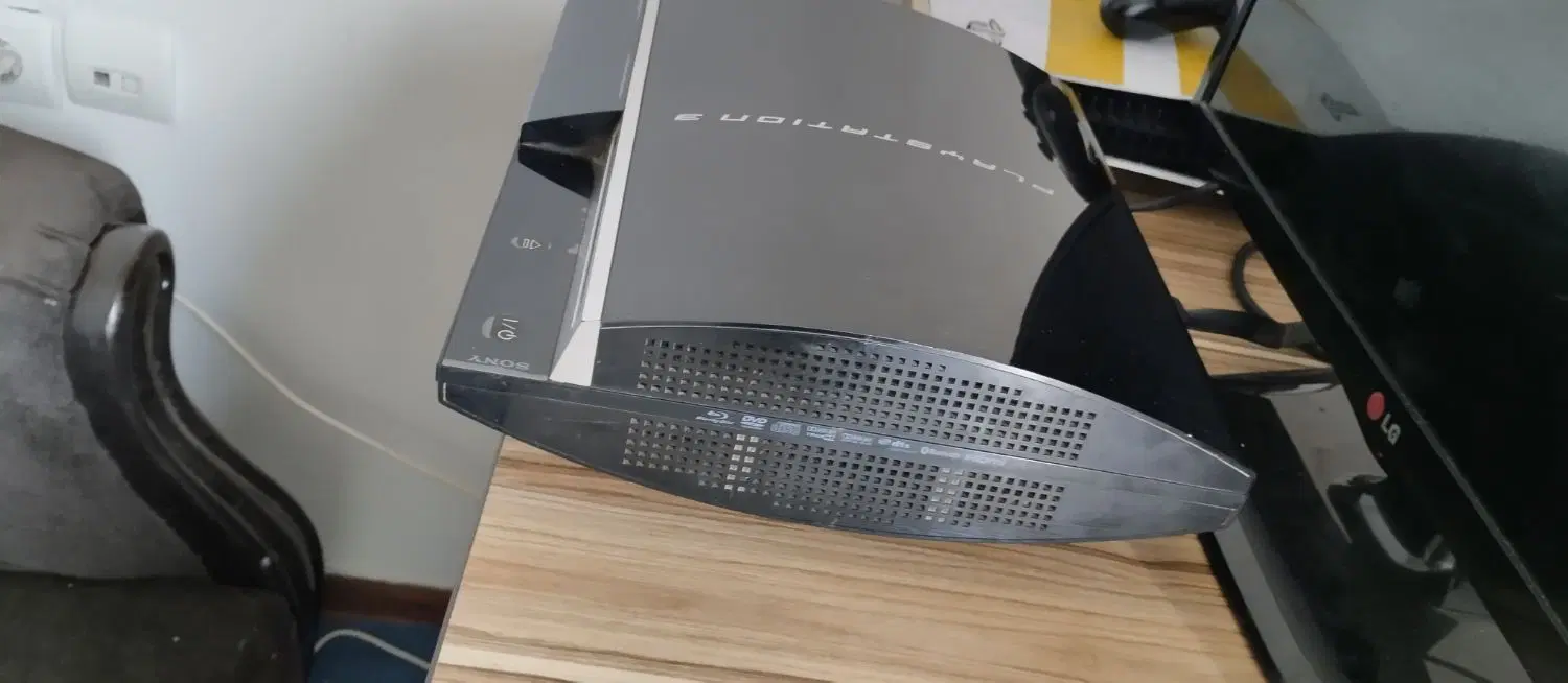 ps3 fat|کنسول، بازی ویدئویی و آنلاین|چهارباغ, |دیوار