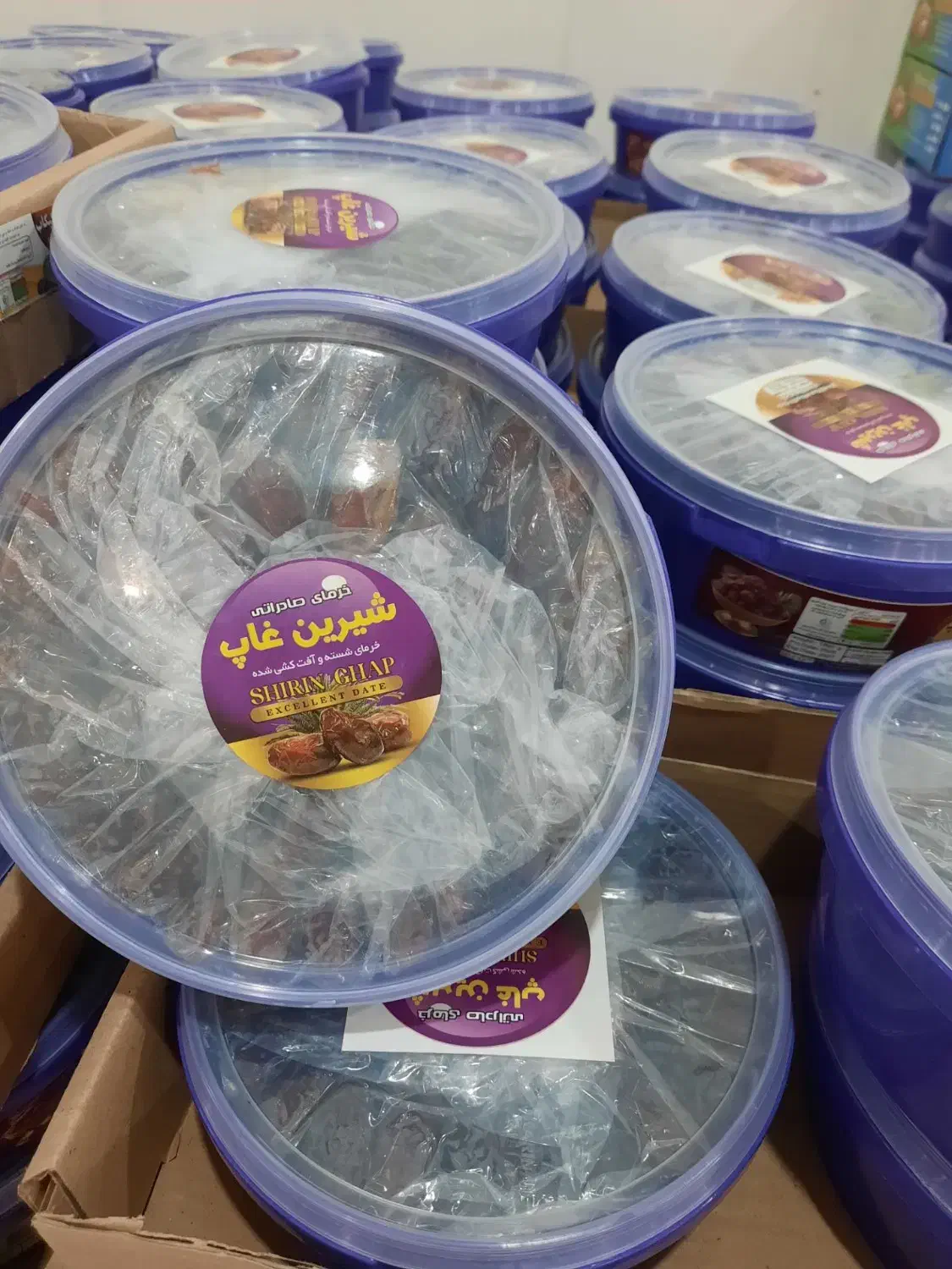 فروش خرده و عمده خرما دست چین شرکتی و بهداشتی|خوردنی و آشامیدنی|تهران, دکتر هوشیار|دیوار