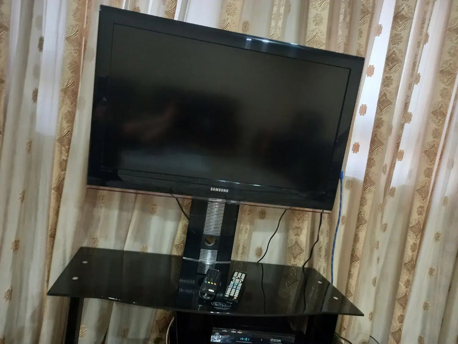 تلویزیون LCD|تلویزیون و پروژکتور|اندیمشک, |دیوار