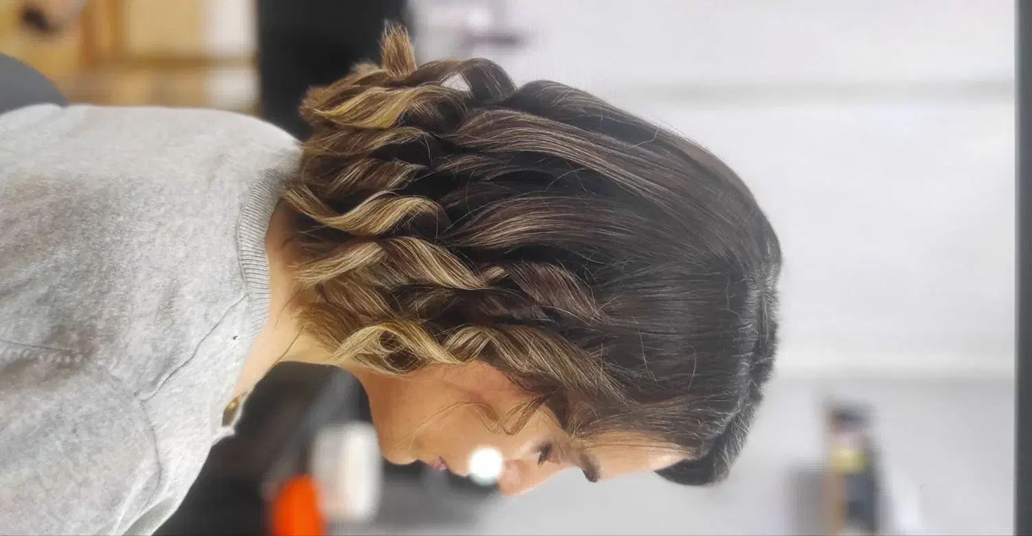 خدمات آرایشگری وزیبایی|خدمات آرایشگری و زیبایی|آمل, |دیوار