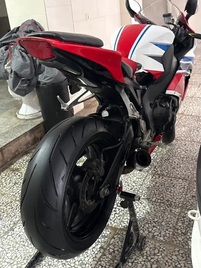 Cbr1000|موتورسیکلت|بندرعباس, |دیوار