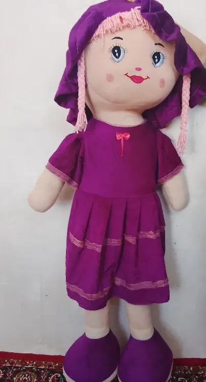 عروسک|اسباب‌‌بازی|میانه, |دیوار