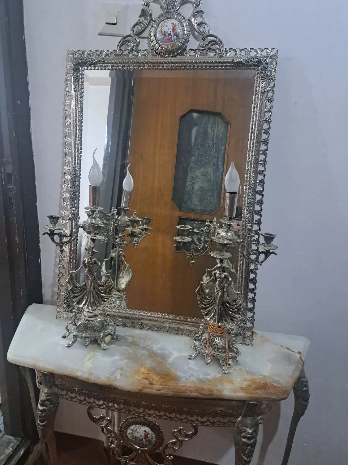 آینه برنز|بوفه، ویترین، کنسول|خوی, |دیوار