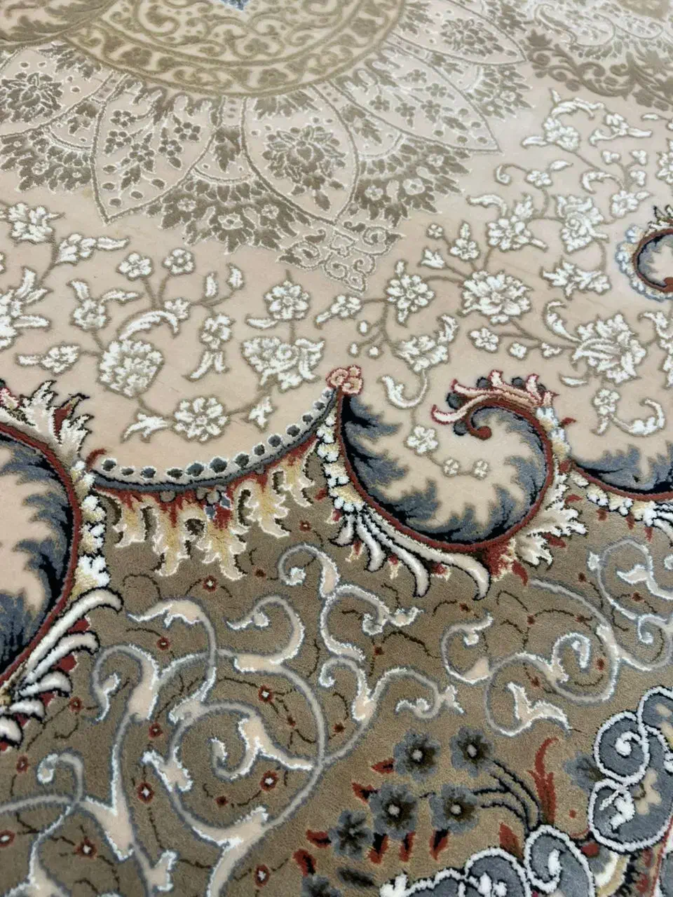 فرش ۹متری|فرش|قم, نیروگاه|دیوار