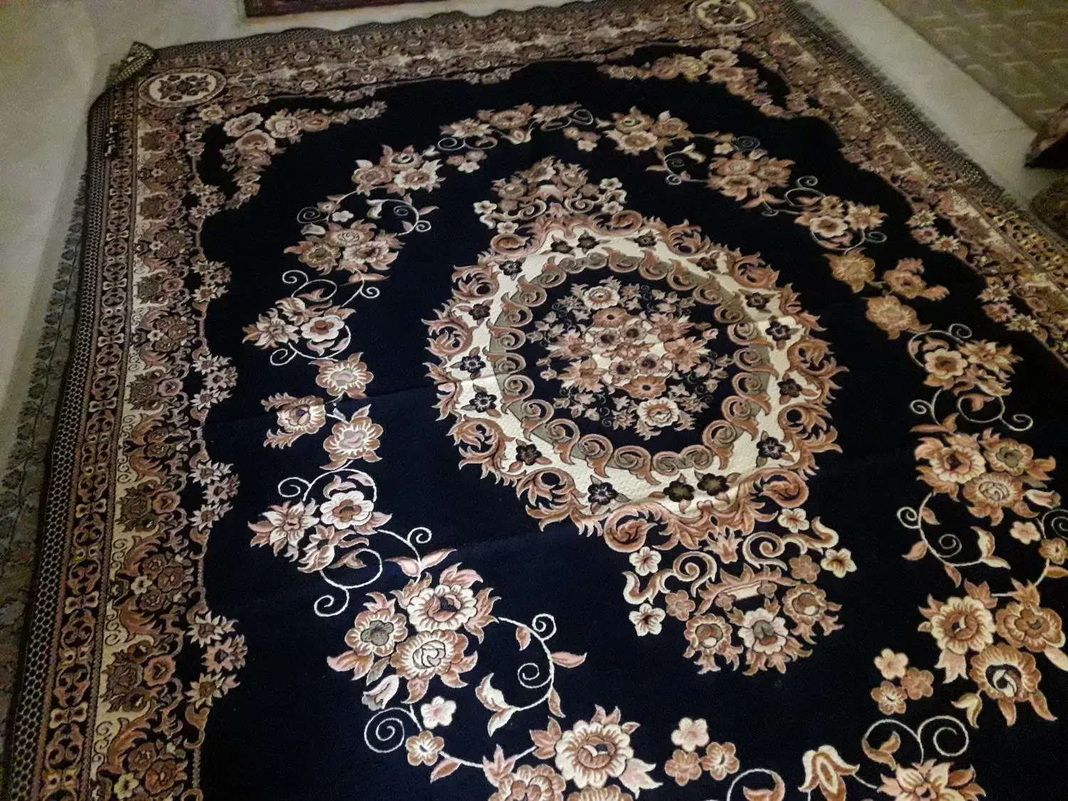 روفرشی|روفرشی|اراک, |دیوار