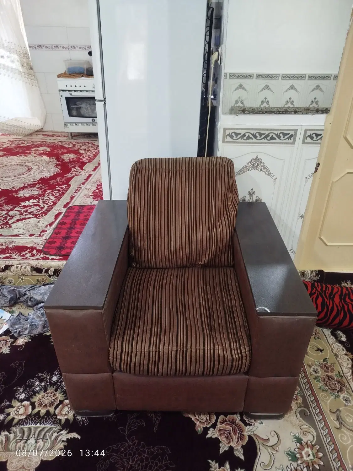 مبل|مبلمان خانگی و میز عسلی|اقبالیه, |دیوار