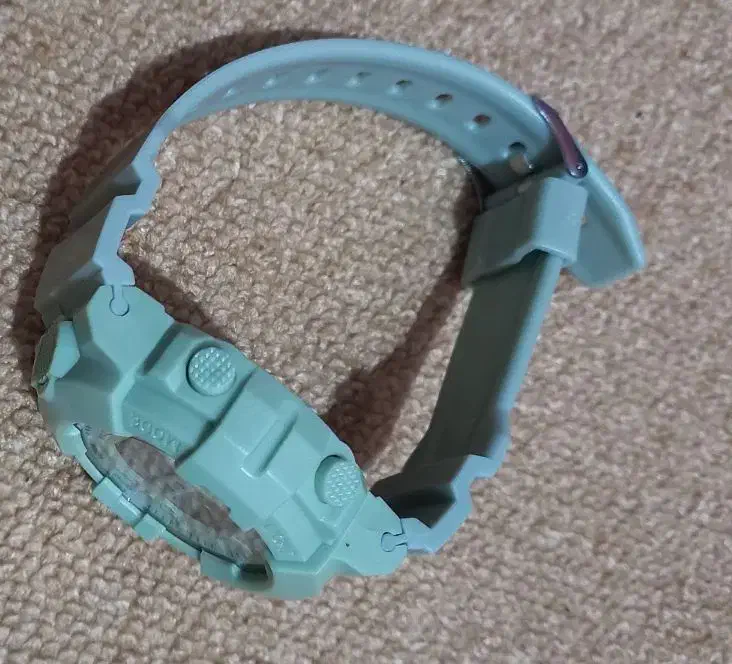 ساعت مچی|ساعت|رشت, ترمینال|دیوار