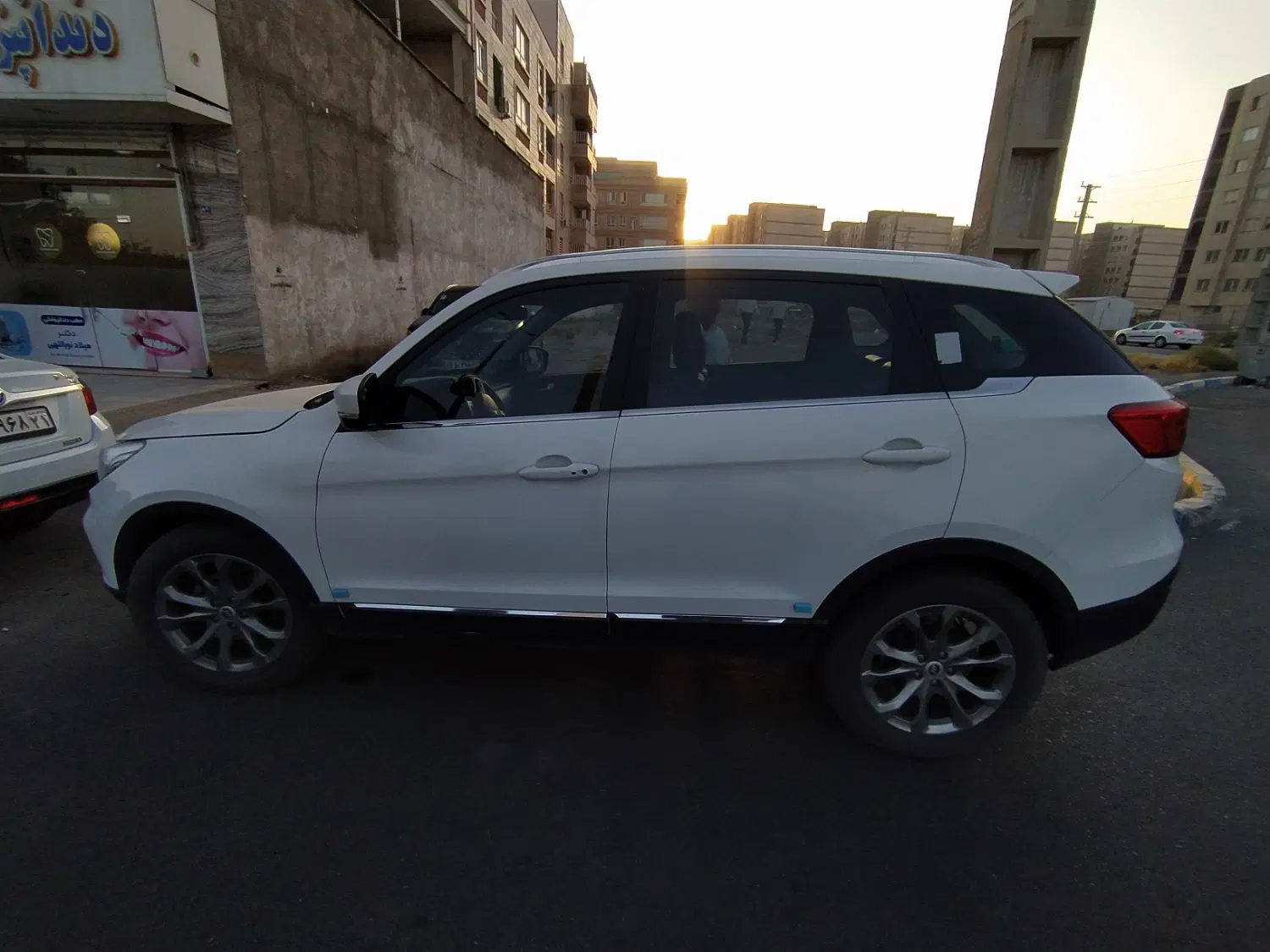 x70 مدل400|خودرو سواری و وانت|شهریار, شهرک شاهد|دیوار