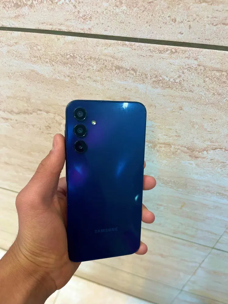 a15 5G 128|موبایل|یزد, |دیوار