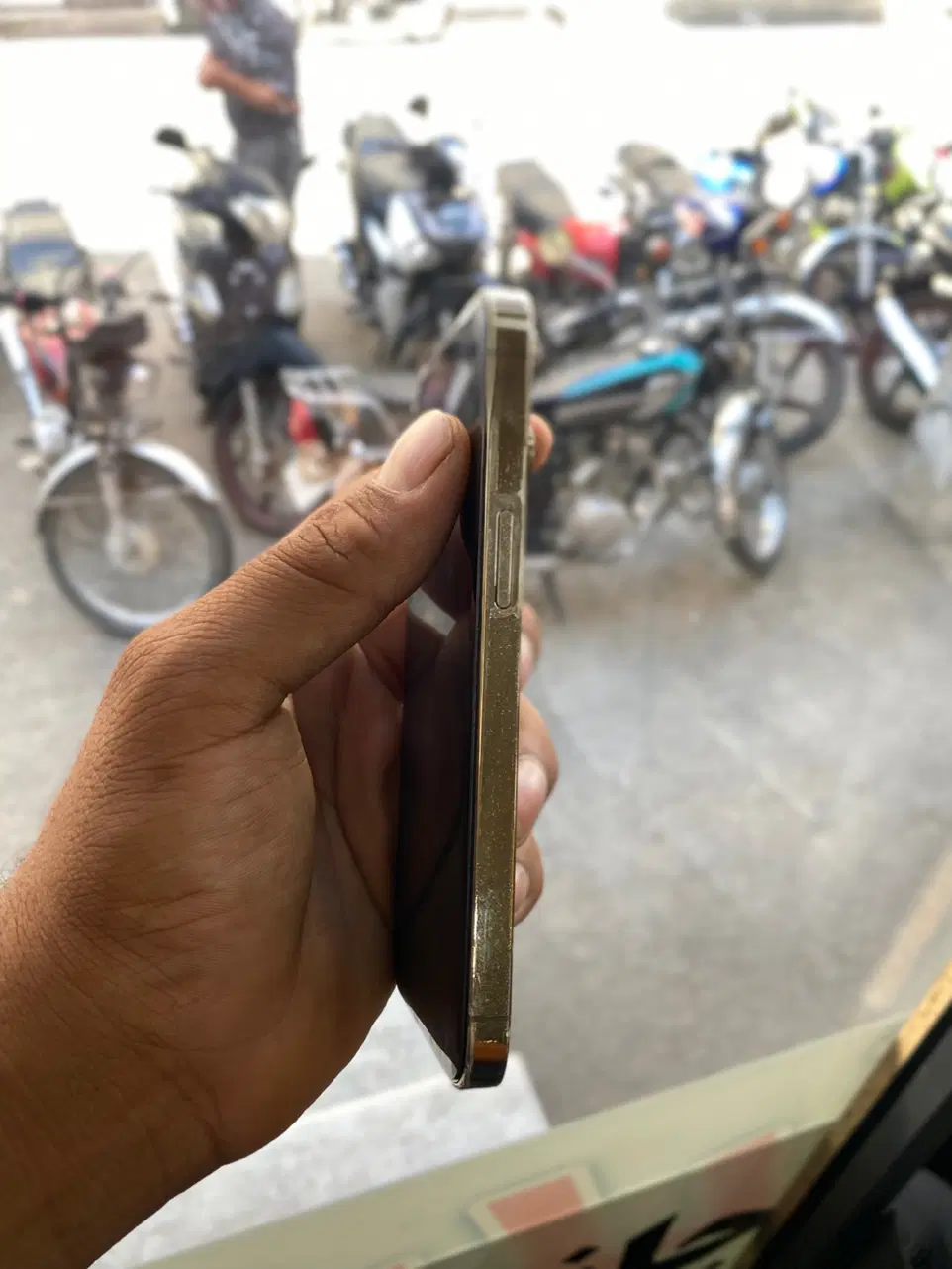 IPhone 13Pro zaa|موبایل|نیشابور, محله میدان باغات|دیوار