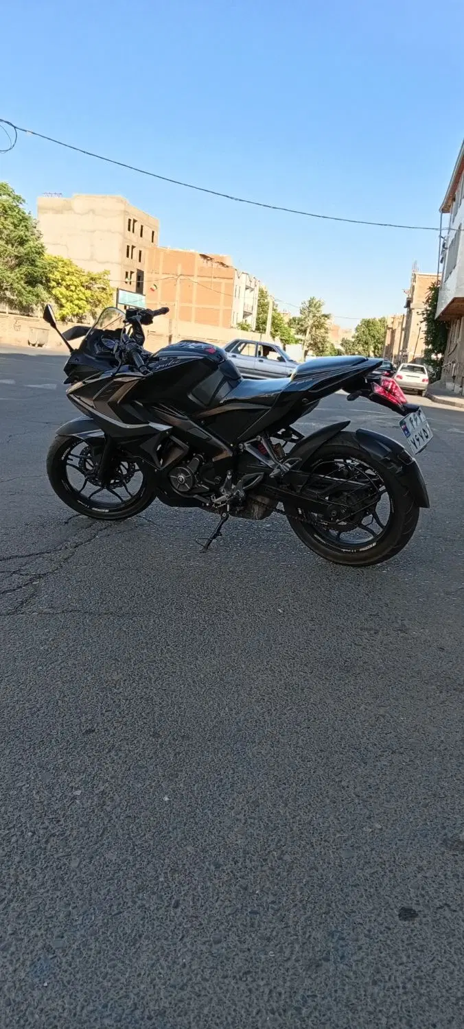 rs200|موتورسیکلت|هشتگرد, مدرس|دیوار