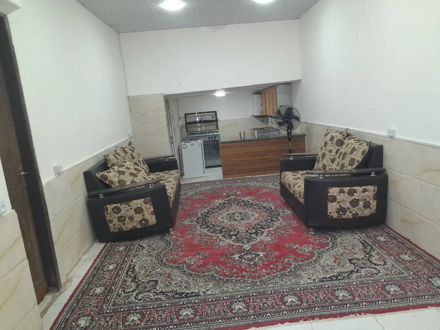 سویت|اجارهٔ کوتاهمدت آپارتمان و سوئیت|فیروزآباد (فارس), |دیوار