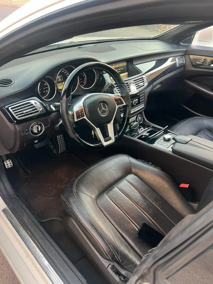 benz cls 500 2012|خودرو سواری و وانت|شیراز, قدوسی غربی|دیوار