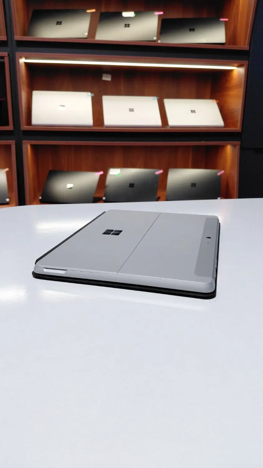 surface pro go 1|رایانه همراه|تهران, فلسطین (میدان انقلاب)|دیوار