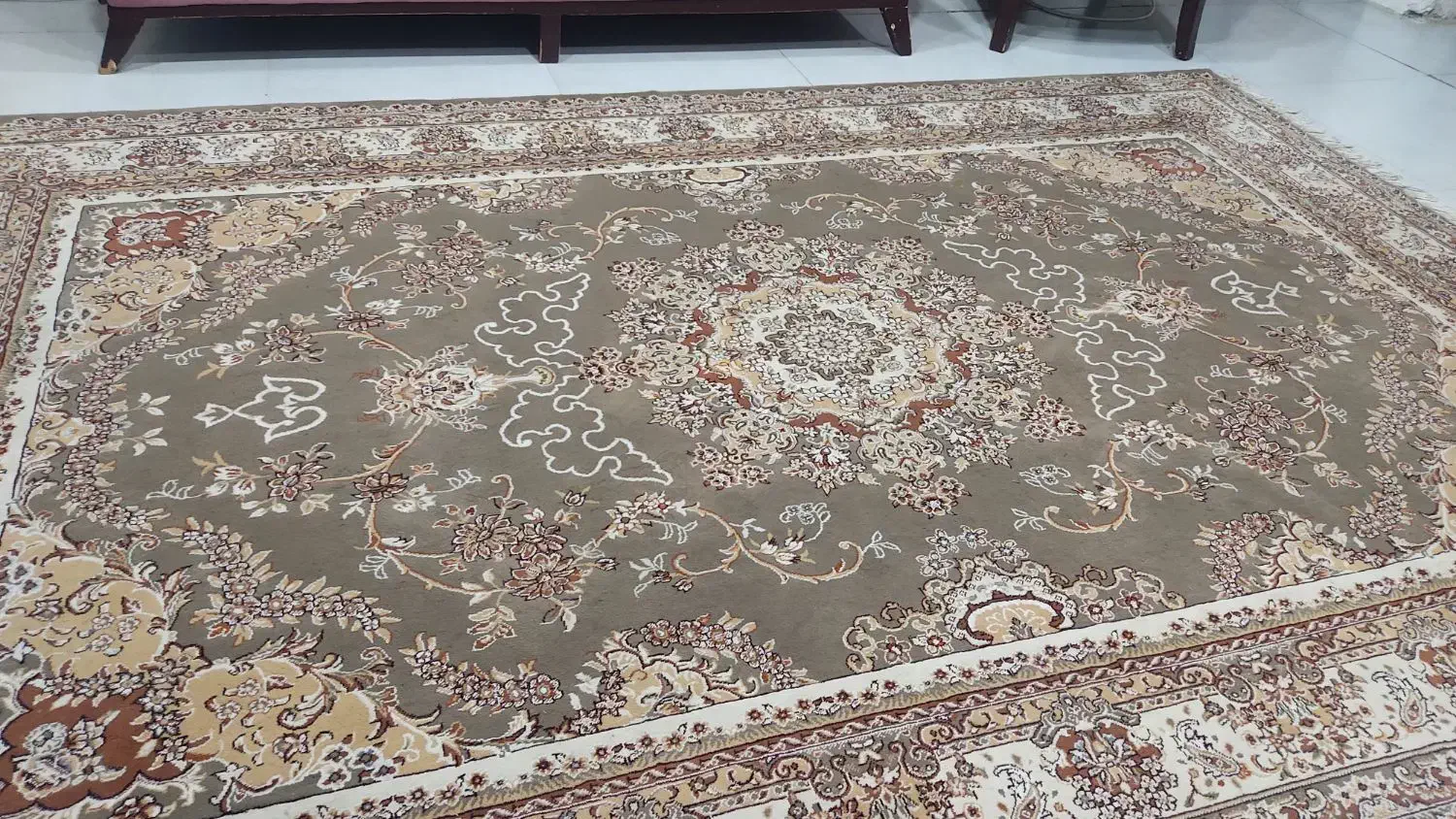 فرش|فرش|لاهیجان, بازکیاگوراب|دیوار