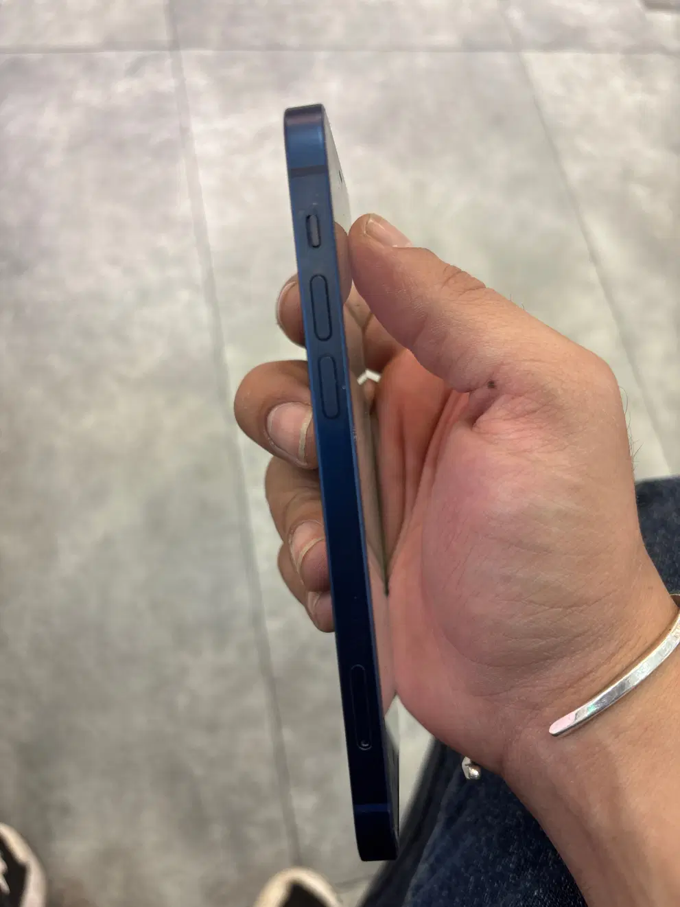 iPhone 12|موبایل|تهران, حسن‌آباد|دیوار