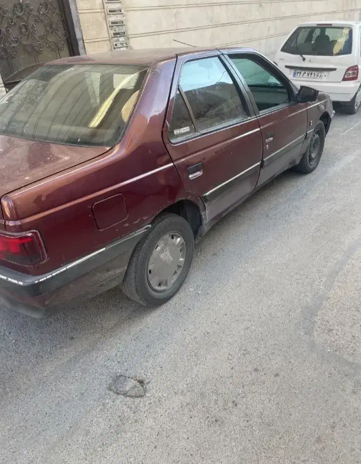 پژو405 82 1800|خودرو سواری و وانت|فردیس, شهرک ۱۱۰|دیوار