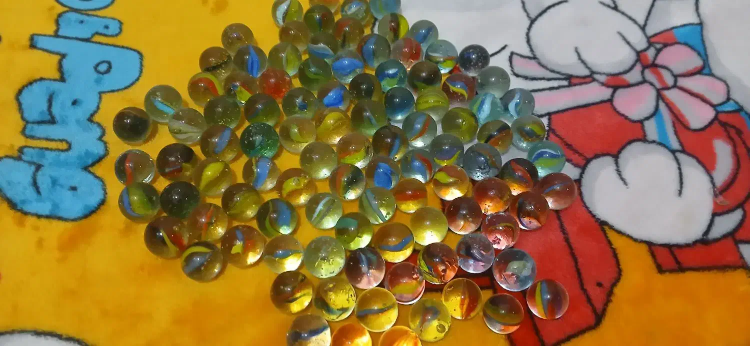 تیله|اسباب‌بازی بچه|خرمشهر, |دیوار