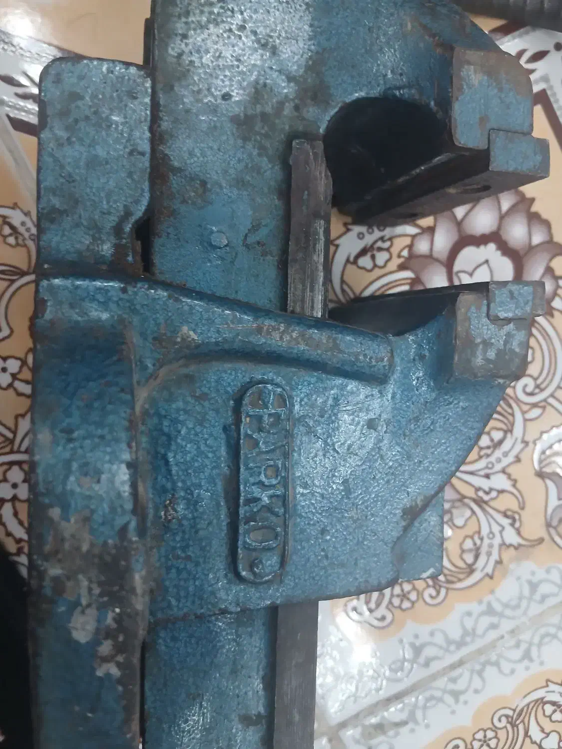 گیره|ابزارآلات|فولادشهر, B2|دیوار