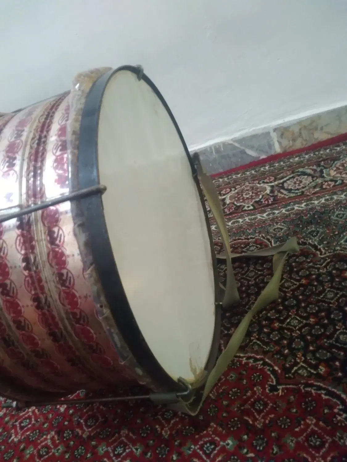 طبل|درام و پرکاشن|بروجرد, |دیوار