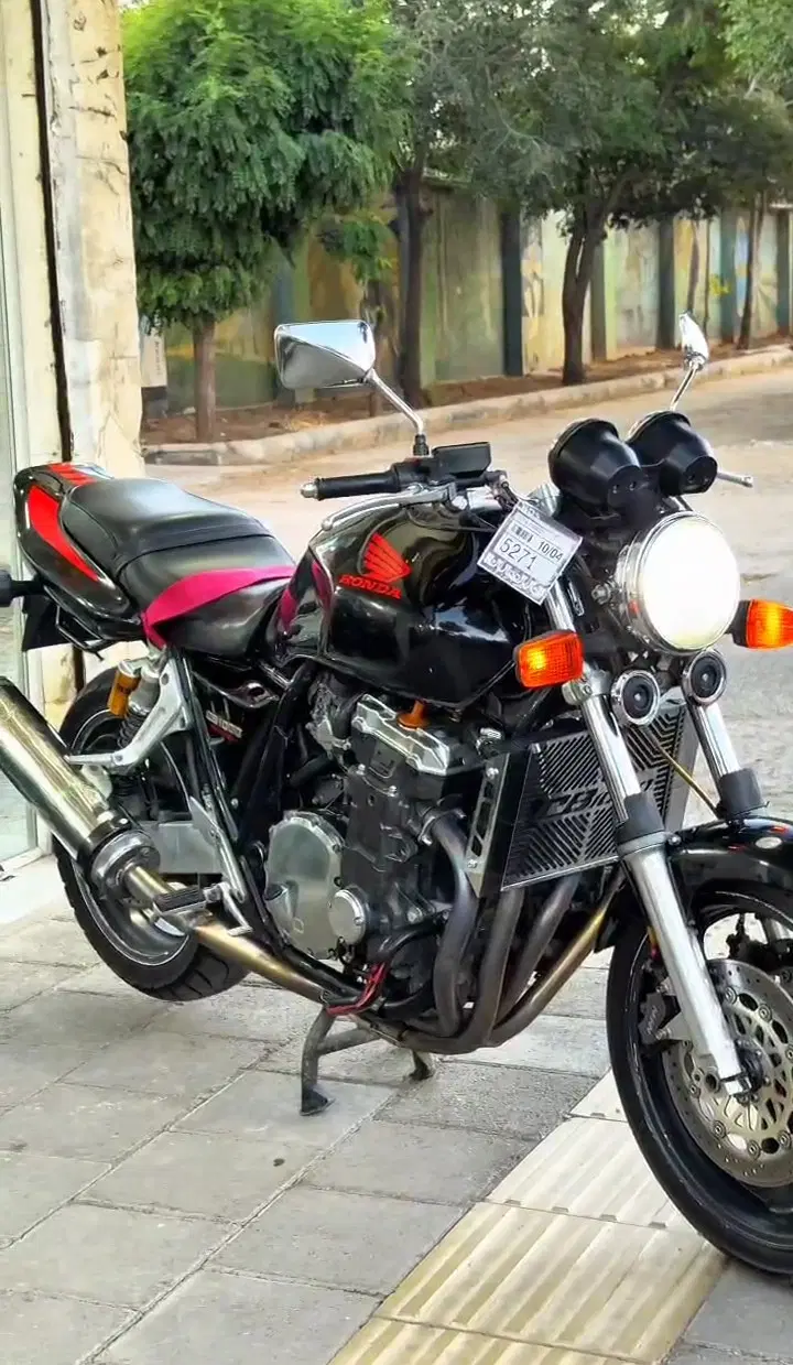 فروش cb1000|موتورسیکلت|سقز, |دیوار