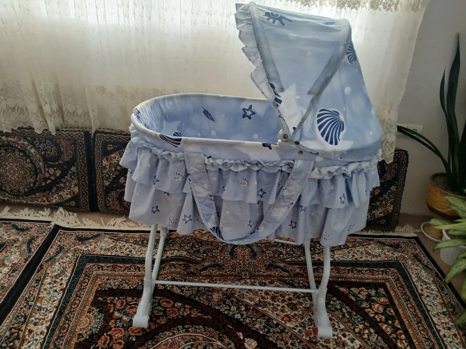 گهواره|تخت و صندلی بچه|سنندج, |دیوار