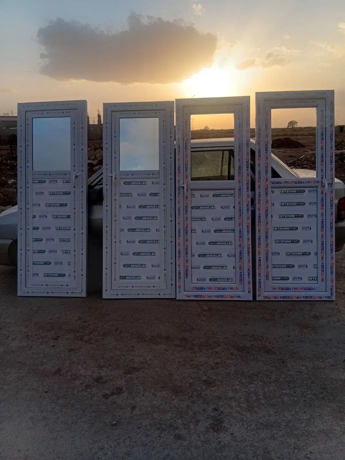 درب|مصالح و تجهیزات ساختمان|تبریز, |دیوار