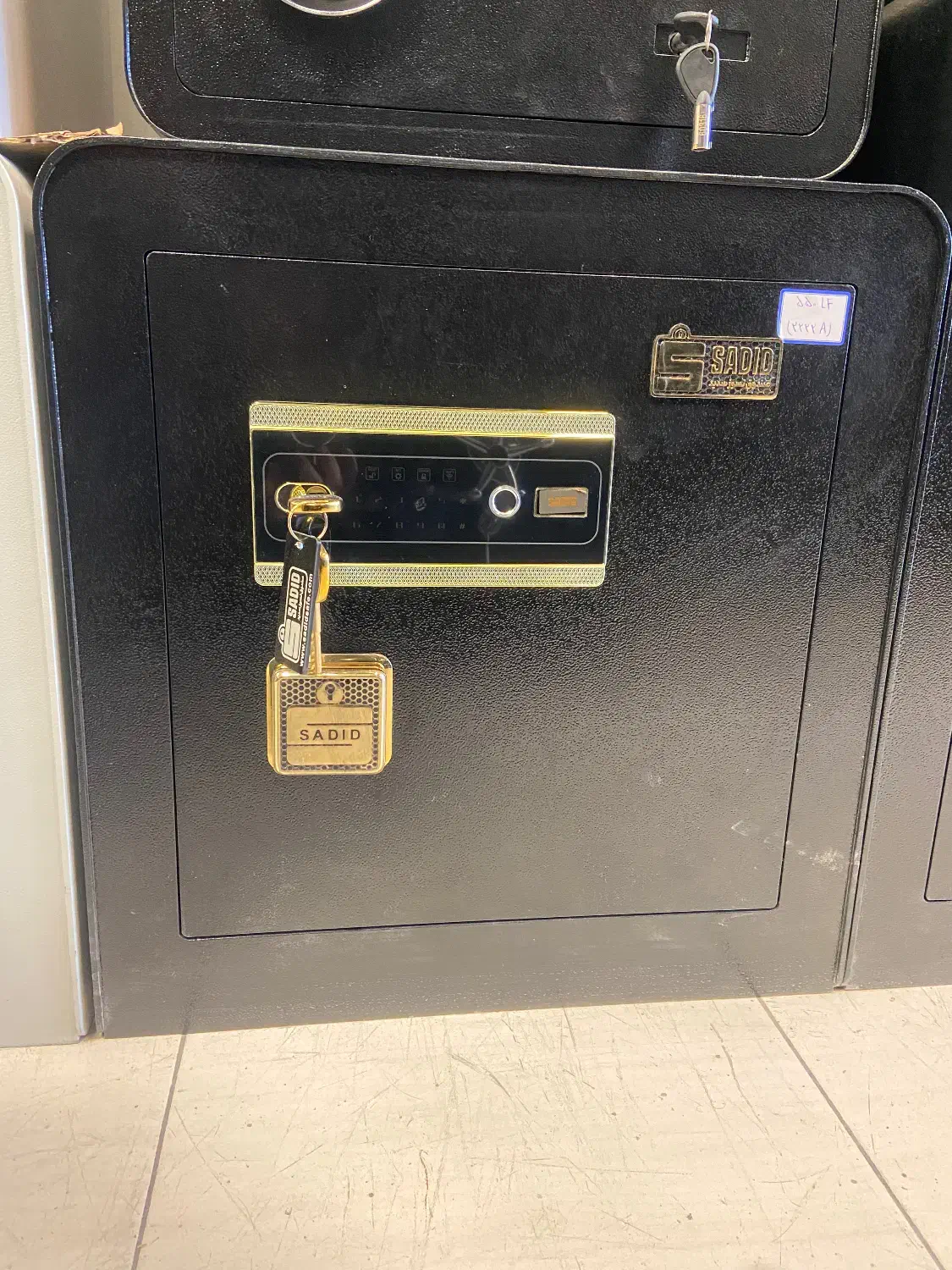 گاوصندوق مدل ۵۵۰LF رمز تاچ اثرانگشتی سدید|ابزارآلات|شیراز, بازار|دیوار