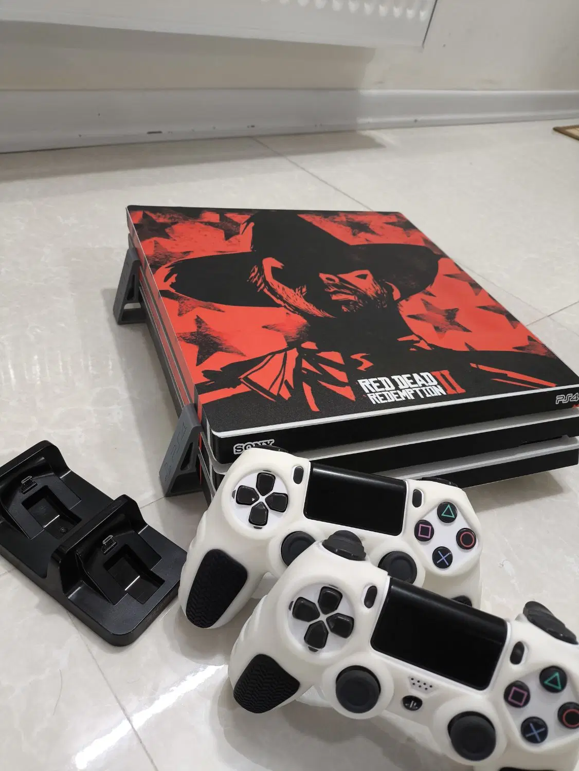 Ps4 pro|کنسول، بازی ویدئویی و آنلاین|مشهد, مشکینی (شهرک غرب)|دیوار