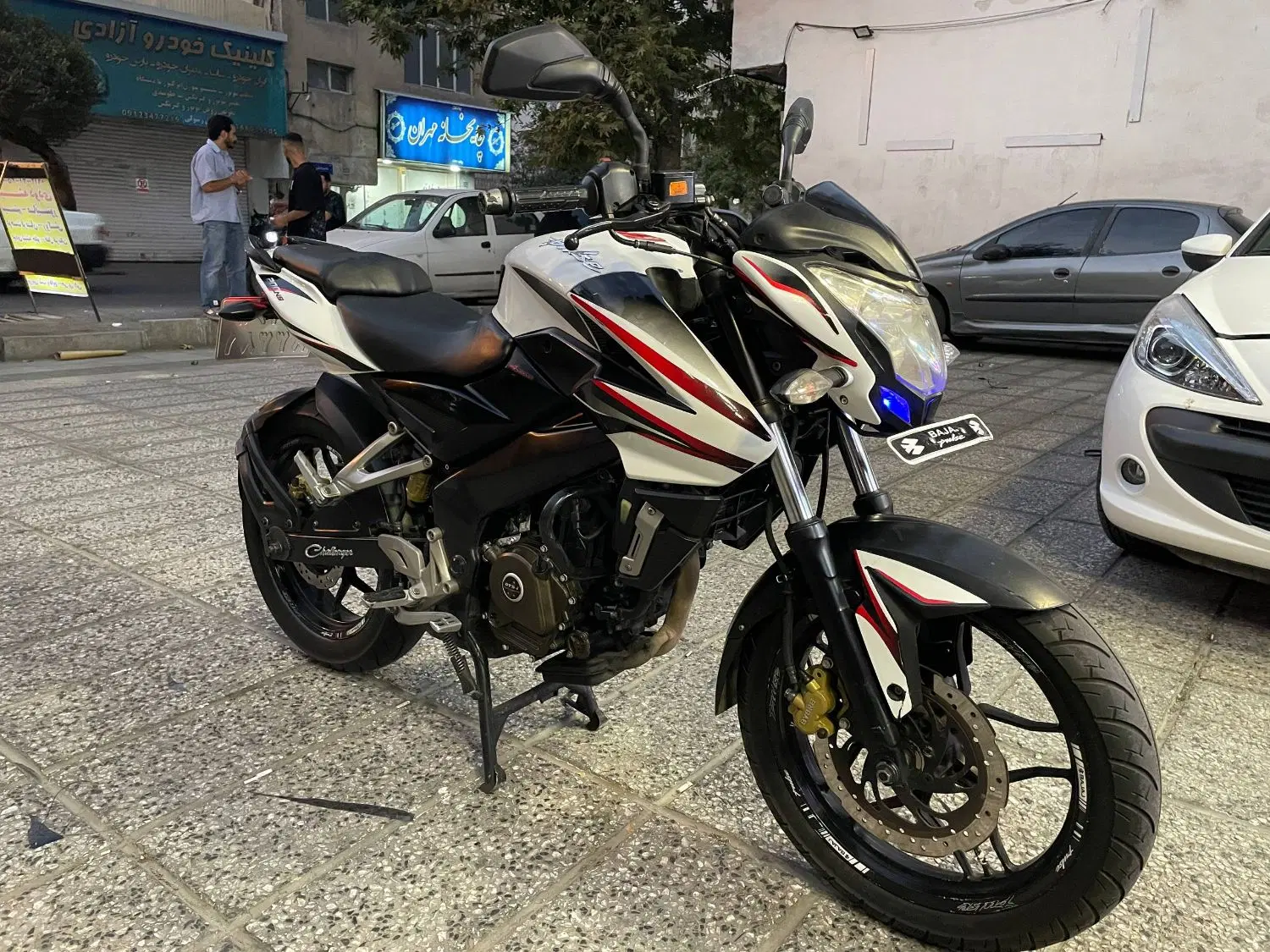 ns 200|موتورسیکلت|تهران, طرشت|دیوار