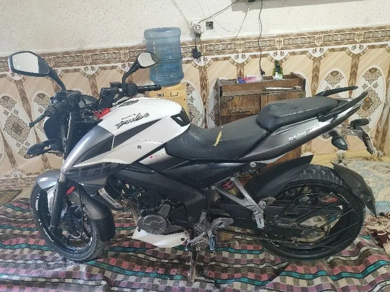 ns200|موتورسیکلت|قشم, |دیوار
