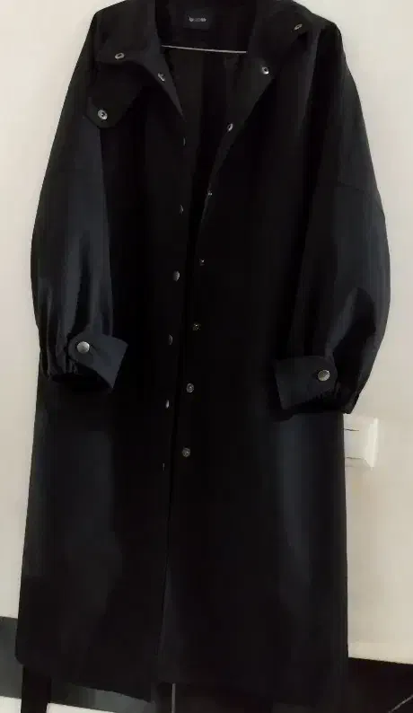 بارونی|لباس|کوهدشت, |دیوار