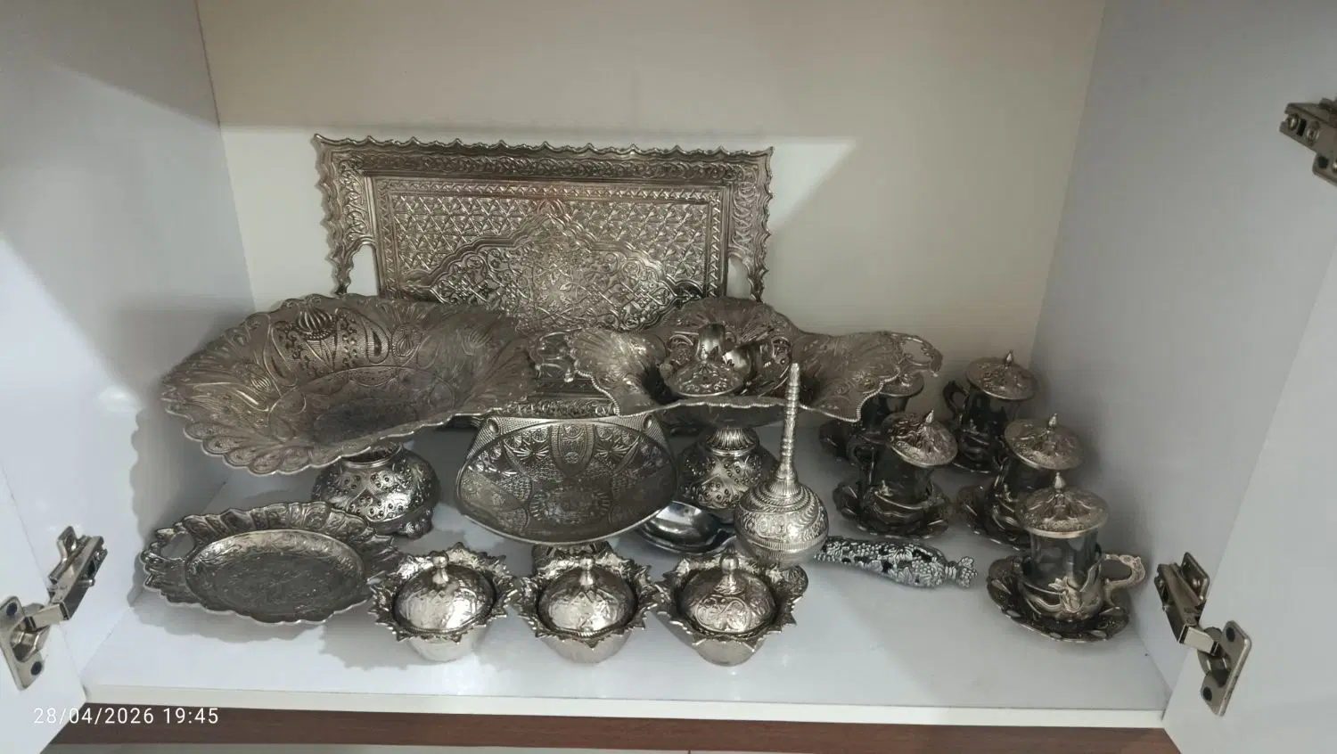 سرویس|ظروف سرو و پذیرایی|اردبیل, |دیوار