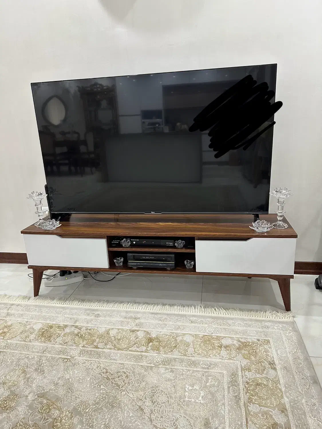 میز تی وی سالمه سالم|میز تلویزیون|تهران, هفده شهریور|دیوار