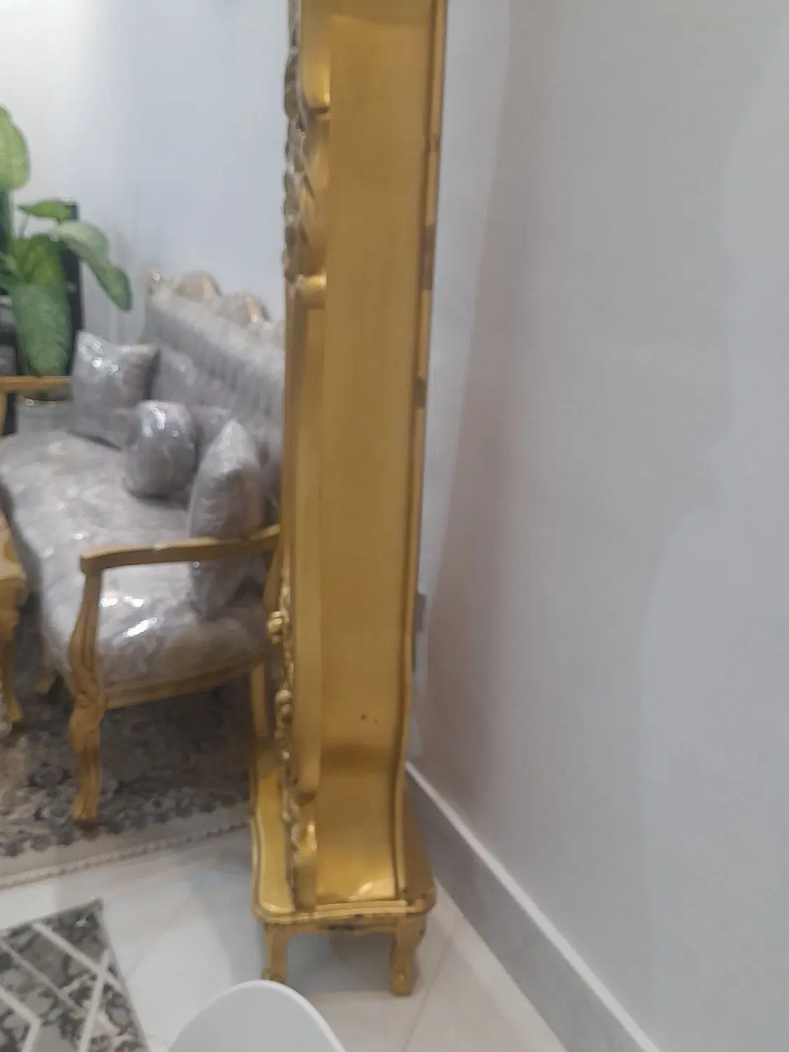 ساعت قدی|ساعت|مشهد, چهاربرج|دیوار