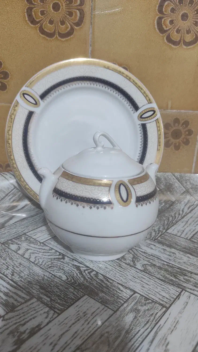 چینی|ظروف سرو و پذیرایی|سبزوار, امیر کبیر|دیوار