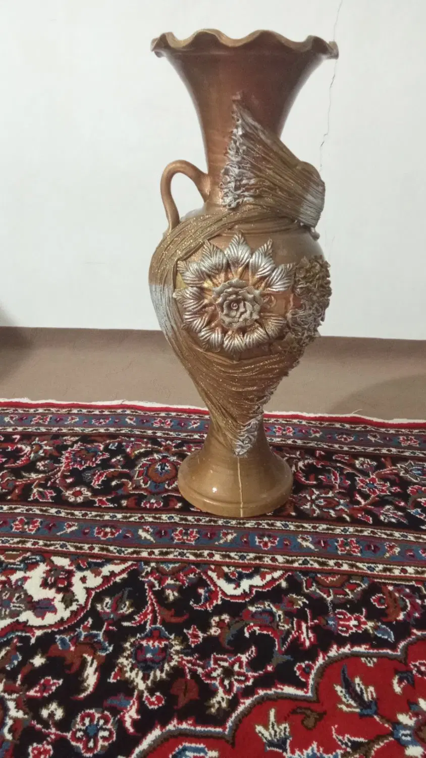 گلدان|گل و گیاه طبیعی|اردبیل, |دیوار