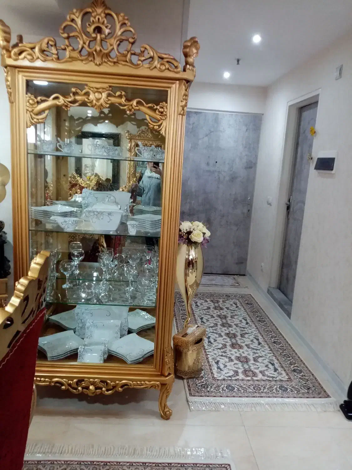 ویترین|بوفه، ویترین، کنسول|اصفهان, کوی میلاد|دیوار