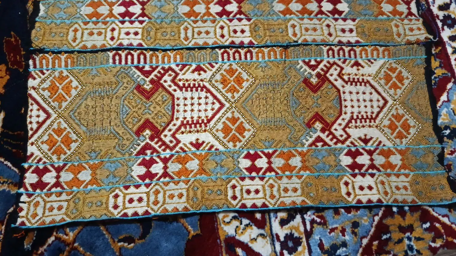 چپی دوچ|لباس|زاهدان, |دیوار