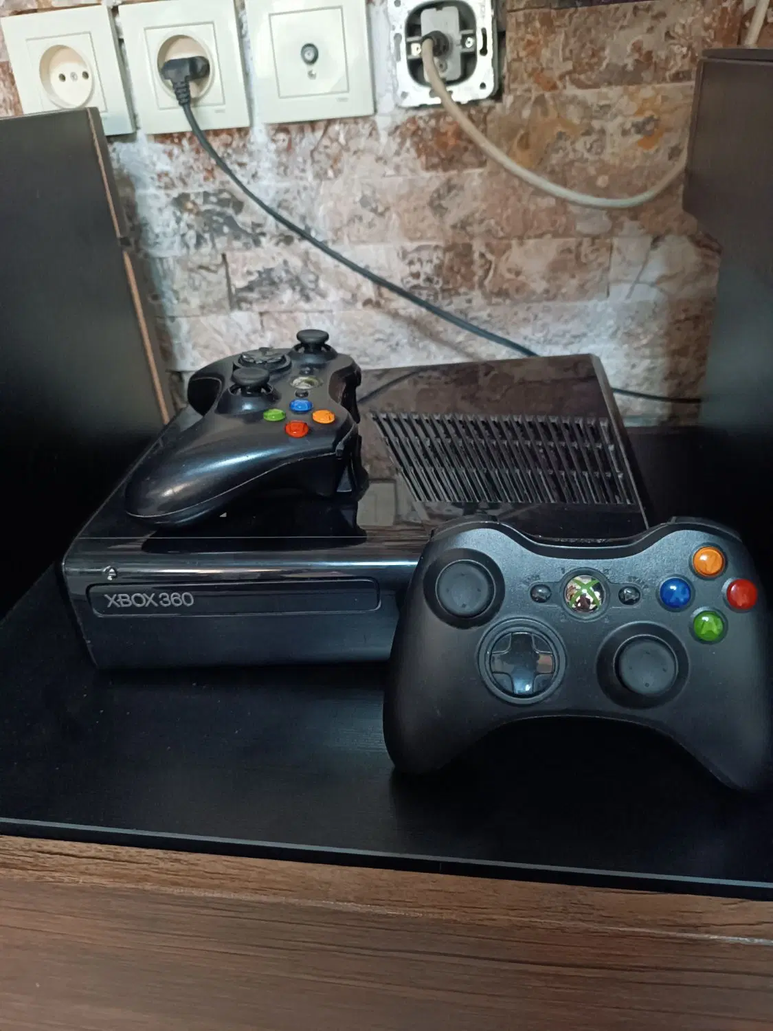 XBOX 360 slim|کنسول، بازی ویدئویی و آنلاین|تهران, مهرآباد|دیوار