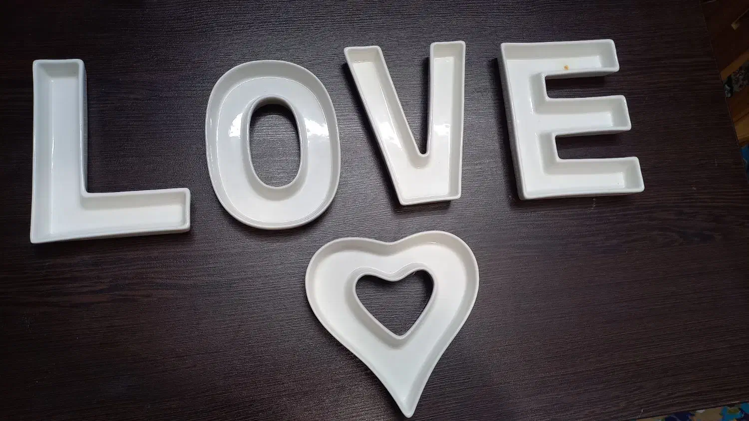 ظرف love|صنایع دستی و سایر لوازم تزئینی|پرند, فاز ۶|دیوار
