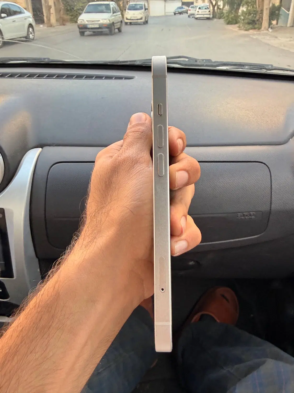 iPhone 13 normal 128g Zaa|موبایل|مشهد, هفت تیر (نه دره)|دیوار